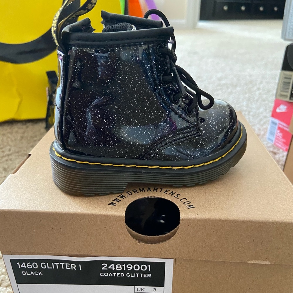 Kids boots